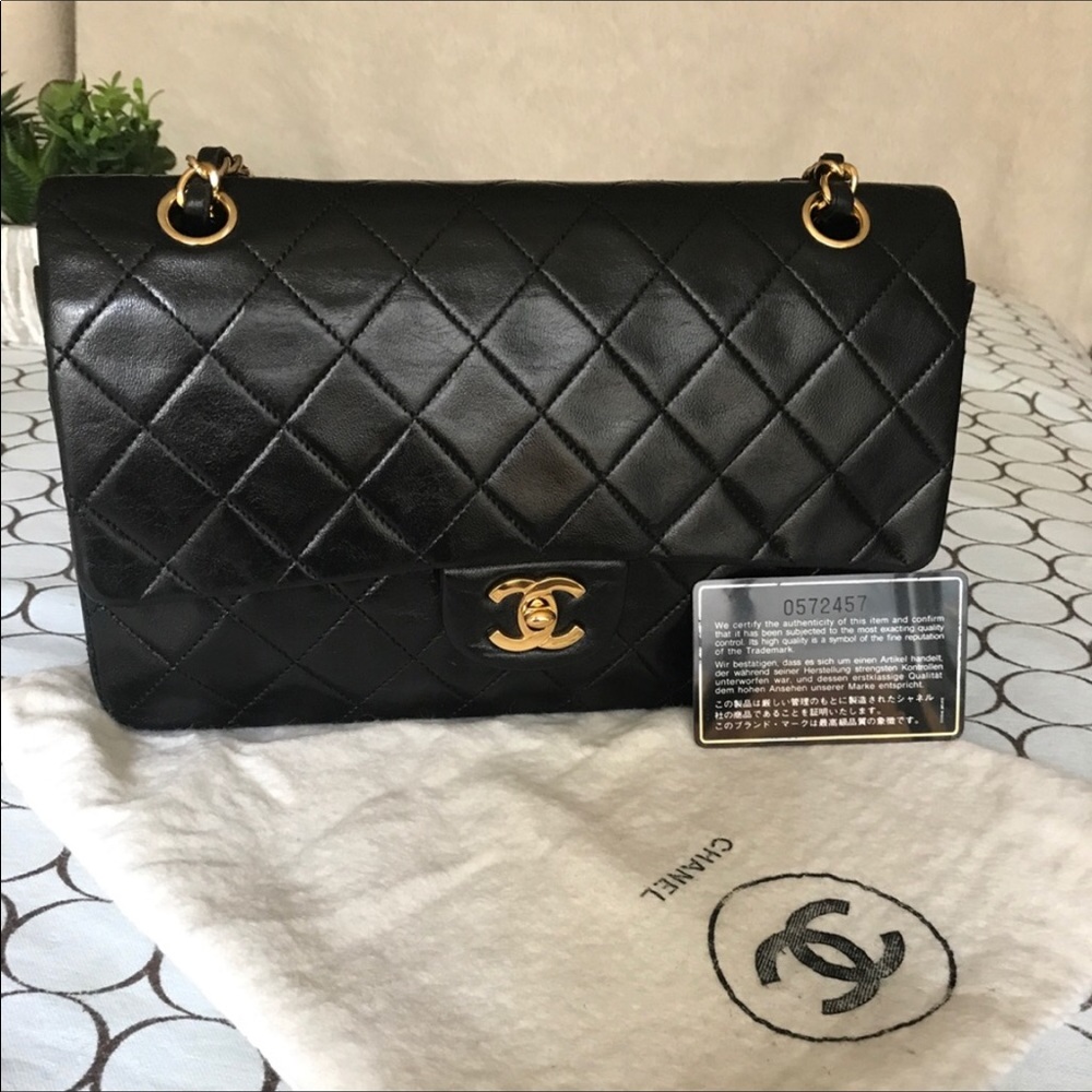 Authentic chanel classic medium